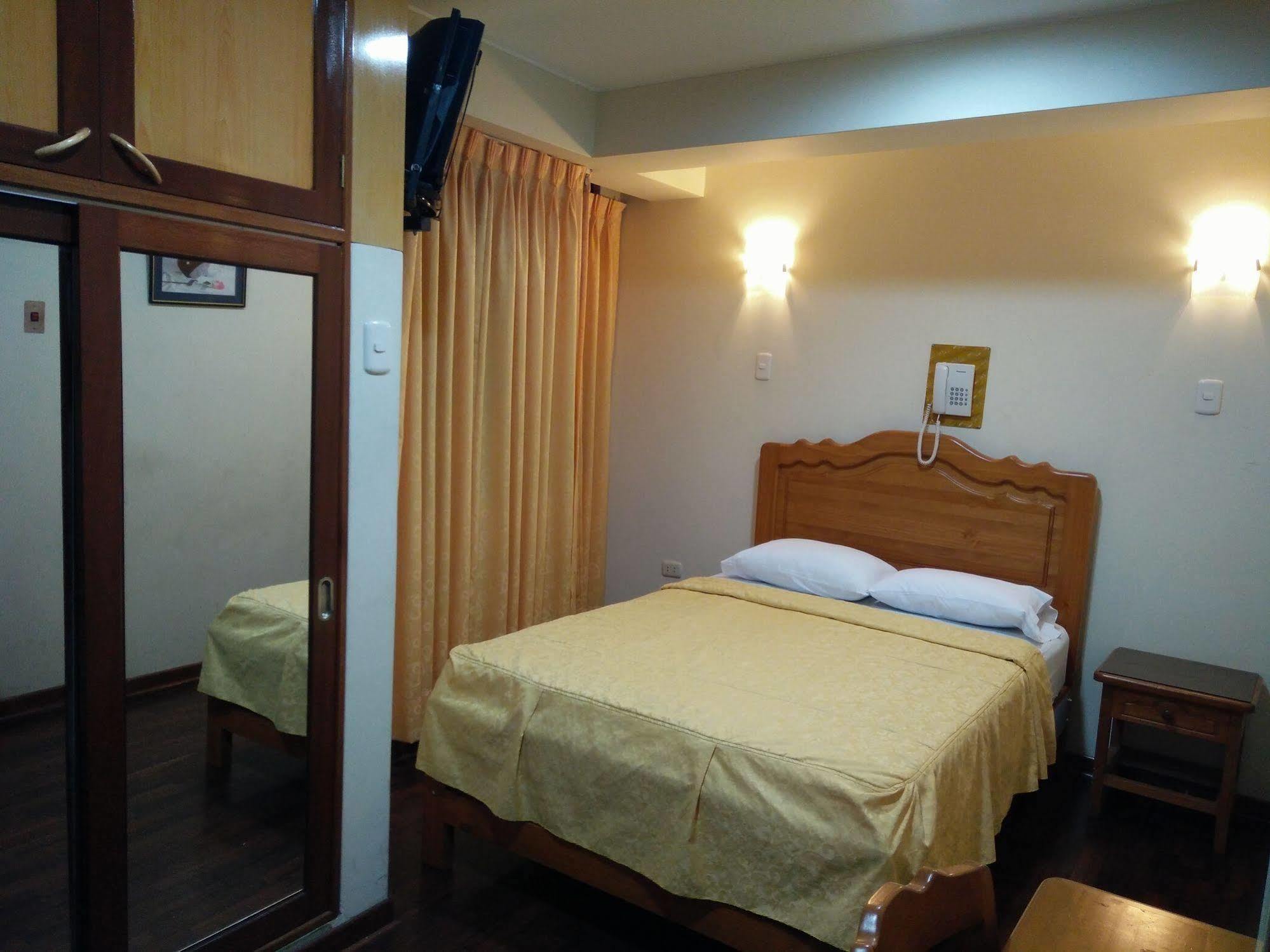 Hotel Panamericano Lima Luaran gambar