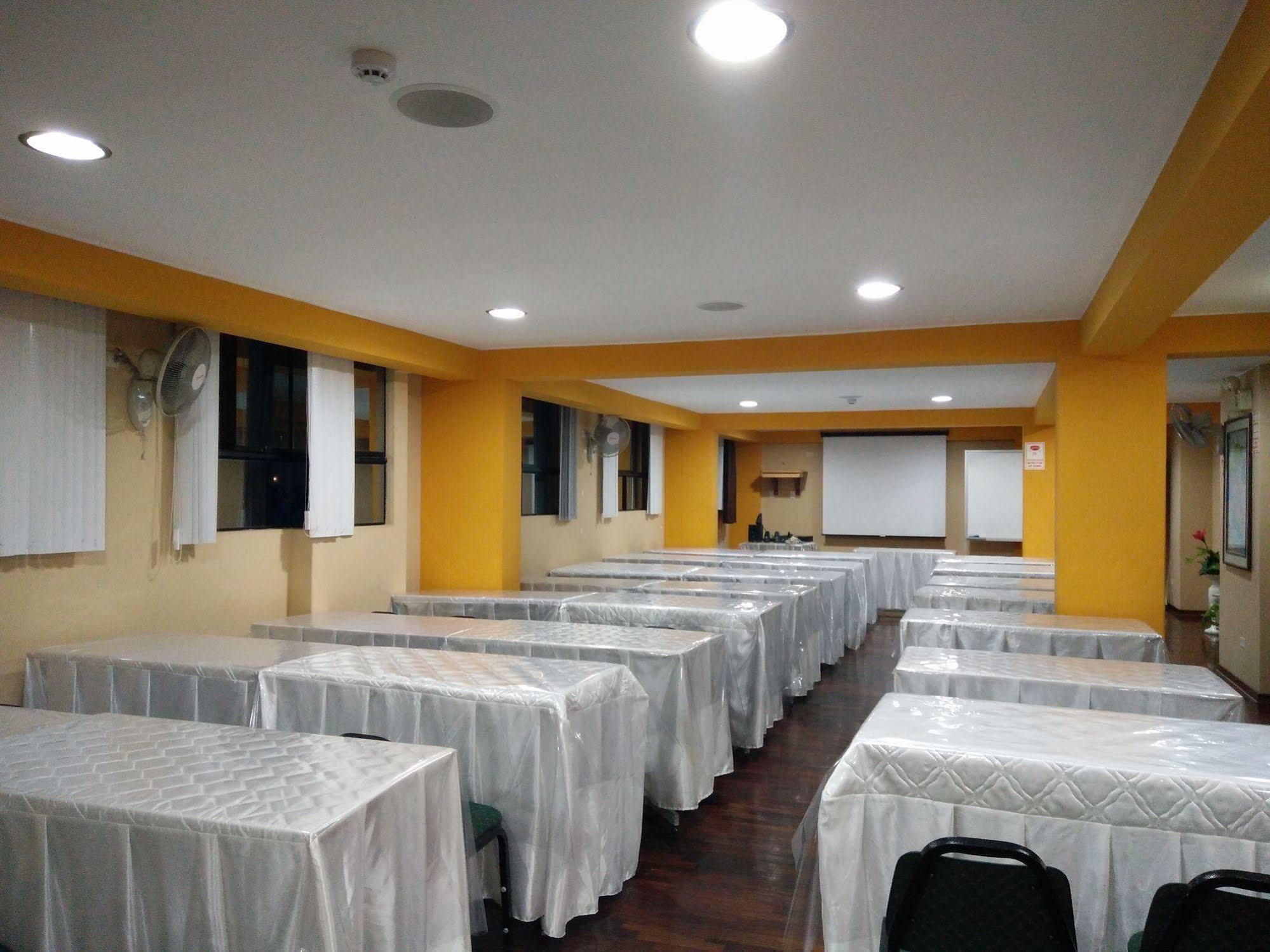 Hotel Panamericano Lima Luaran gambar